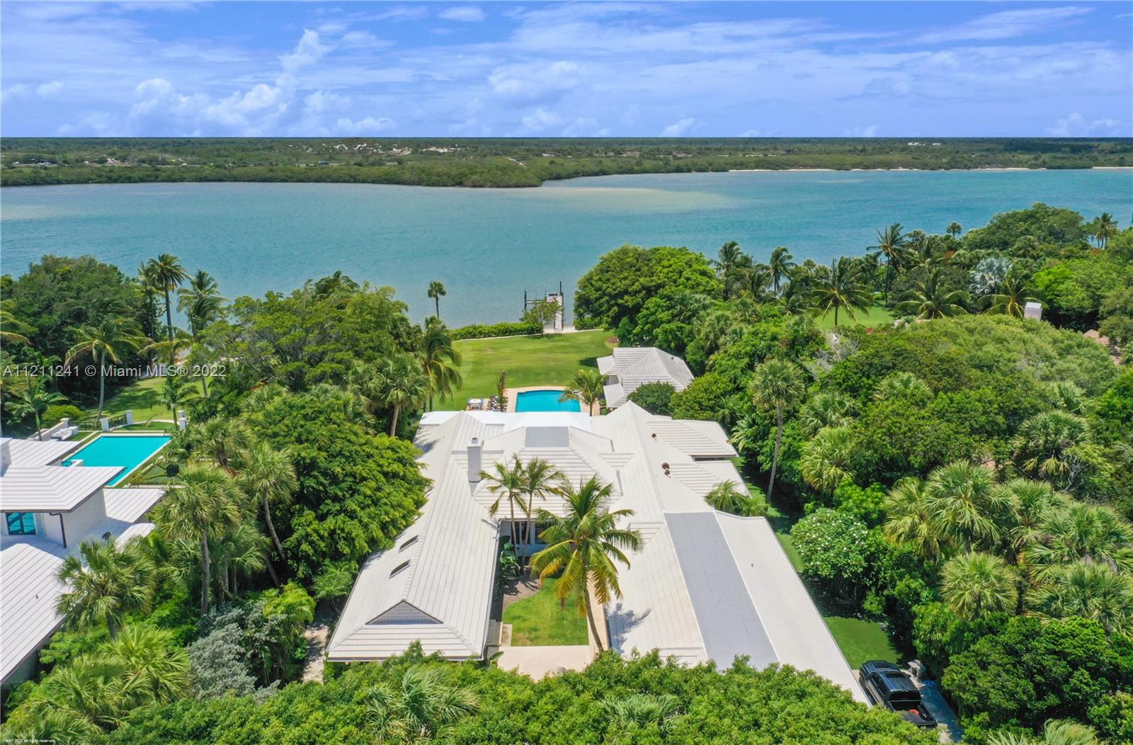 JUPITER ISLAND - Residential