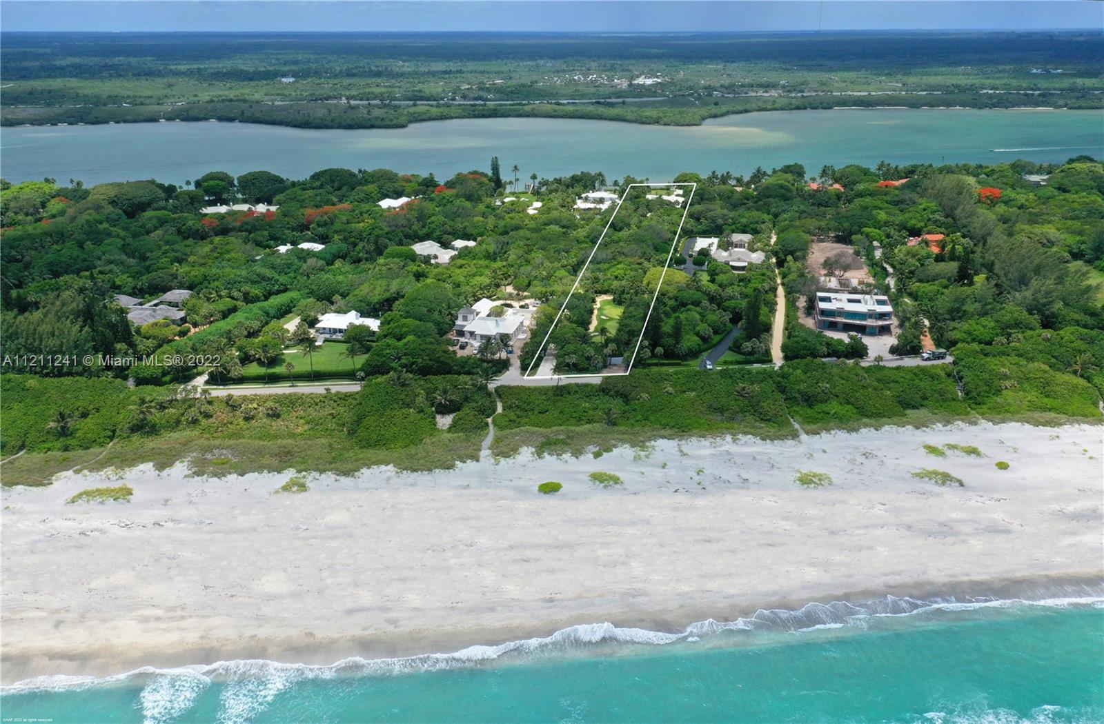 JUPITER ISLAND - Residential