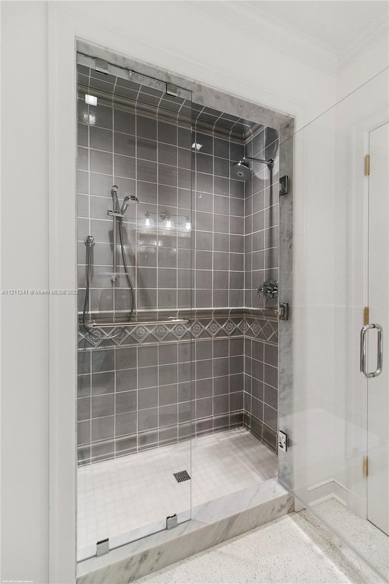 JUPITER ISLAND - Residential