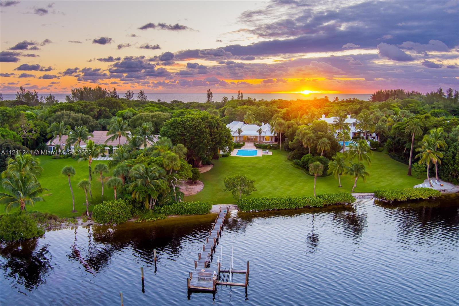 JUPITER ISLAND - Residential