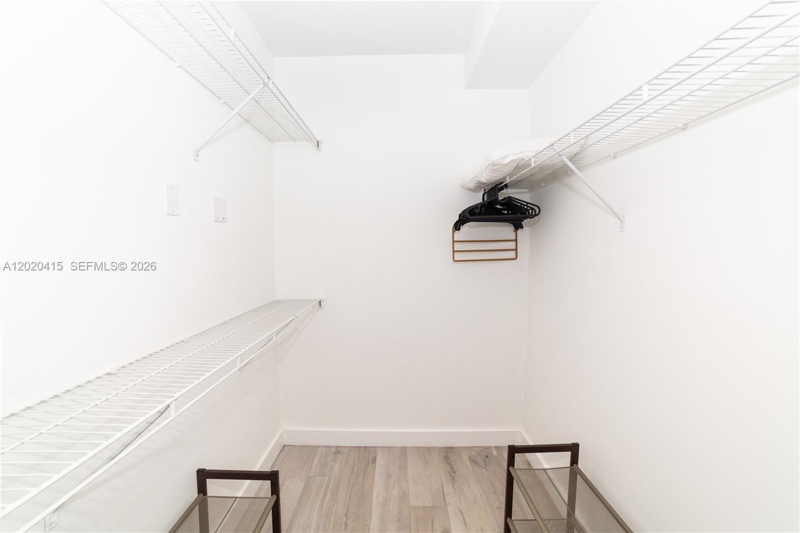 PORTO BELLAGIO CONDO - Residential
