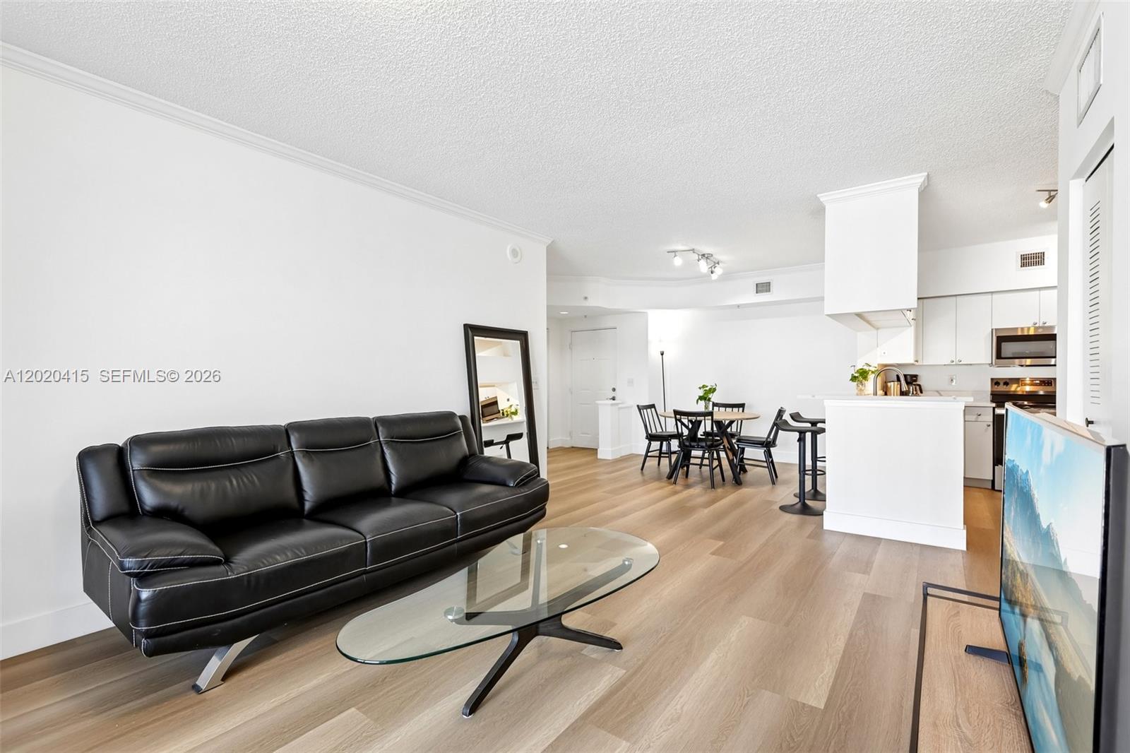 PORTO BELLAGIO CONDO - Residential