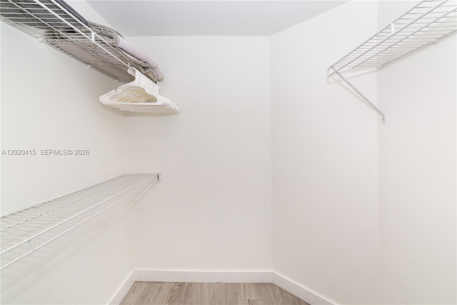 PORTO BELLAGIO CONDO - Residential