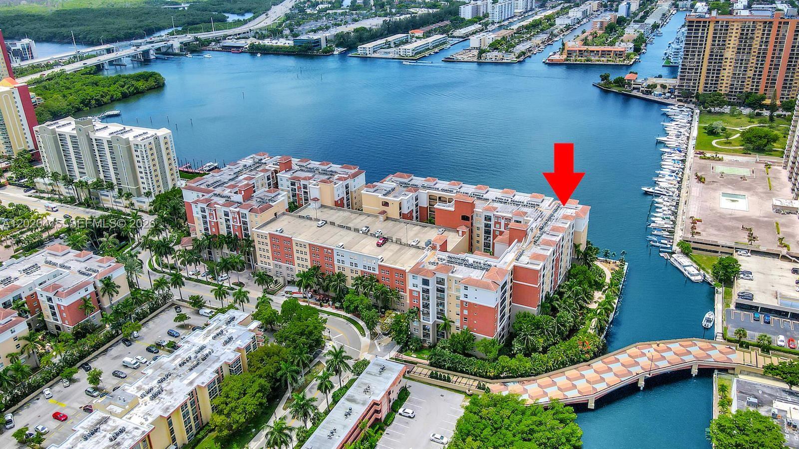 PORTO BELLAGIO CONDO - Residential