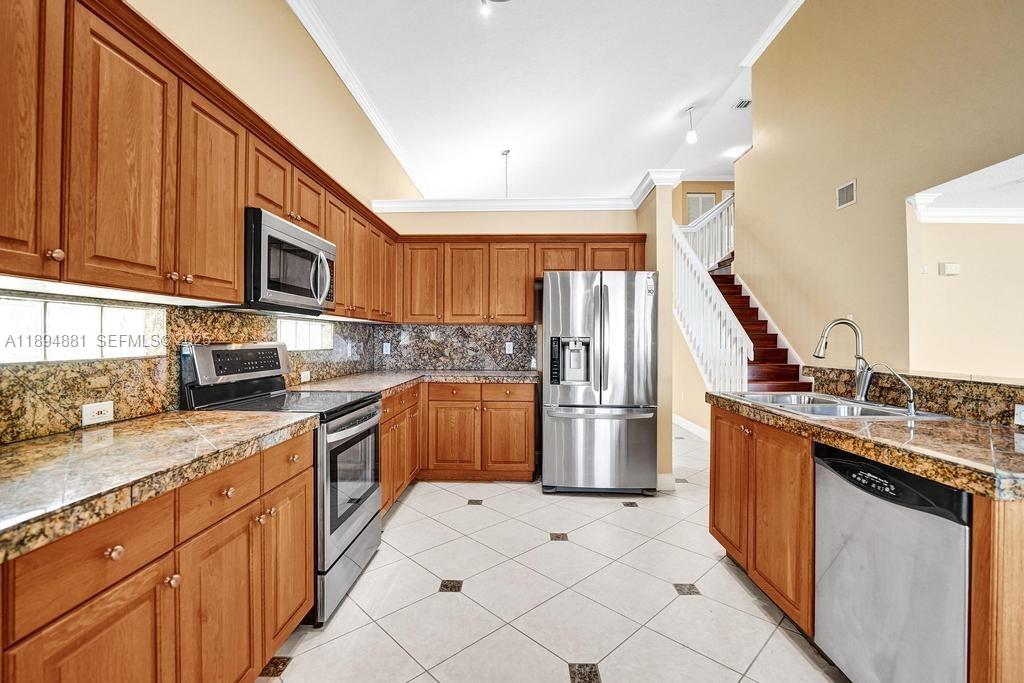 SILVER SHORES (PARCELS A - Residential