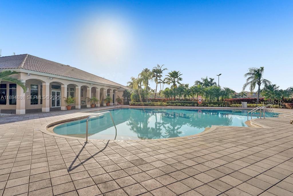 SILVER SHORES (PARCELS A - Residential