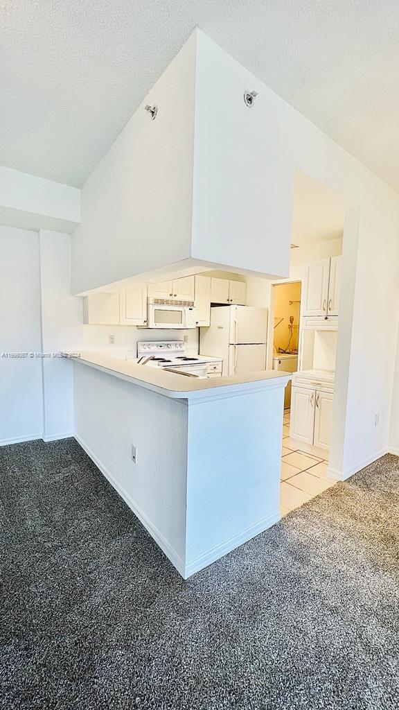 SAN MATERA THE GARDENS CO - Residential Lease