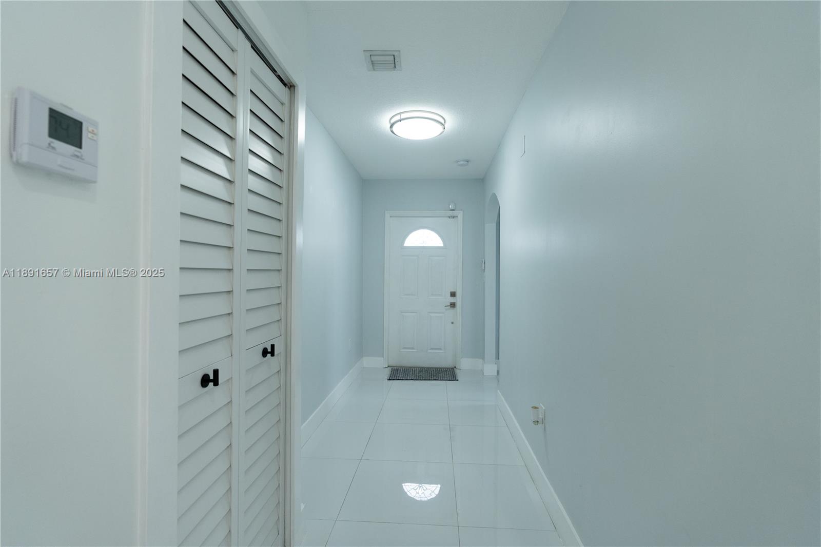 15126 SW 140th Ter, Miami, FL, 33196/$535,000 4 15126 SW 140th Ter