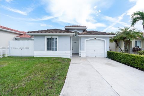 Photo of 15126 SW 140th Ter, Miami, FL 33196 (MLS # A11891657)