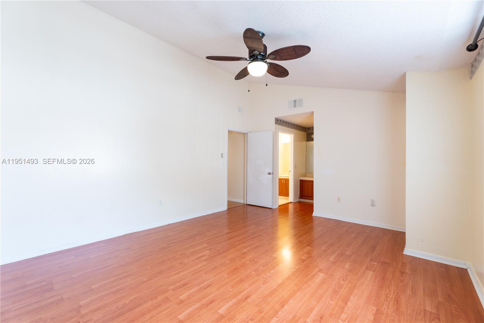 UNIVERSITY PARK - Residential