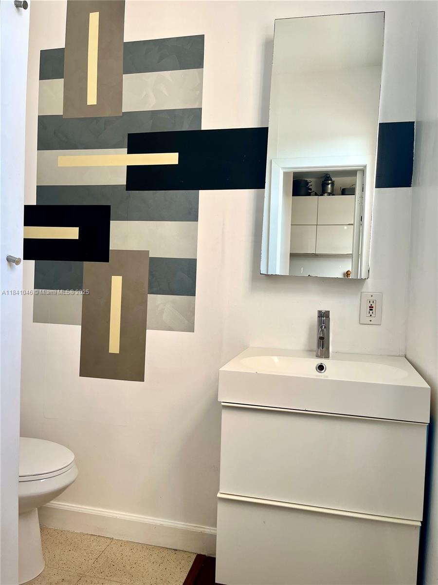 SEVILLA CONDO - Residential