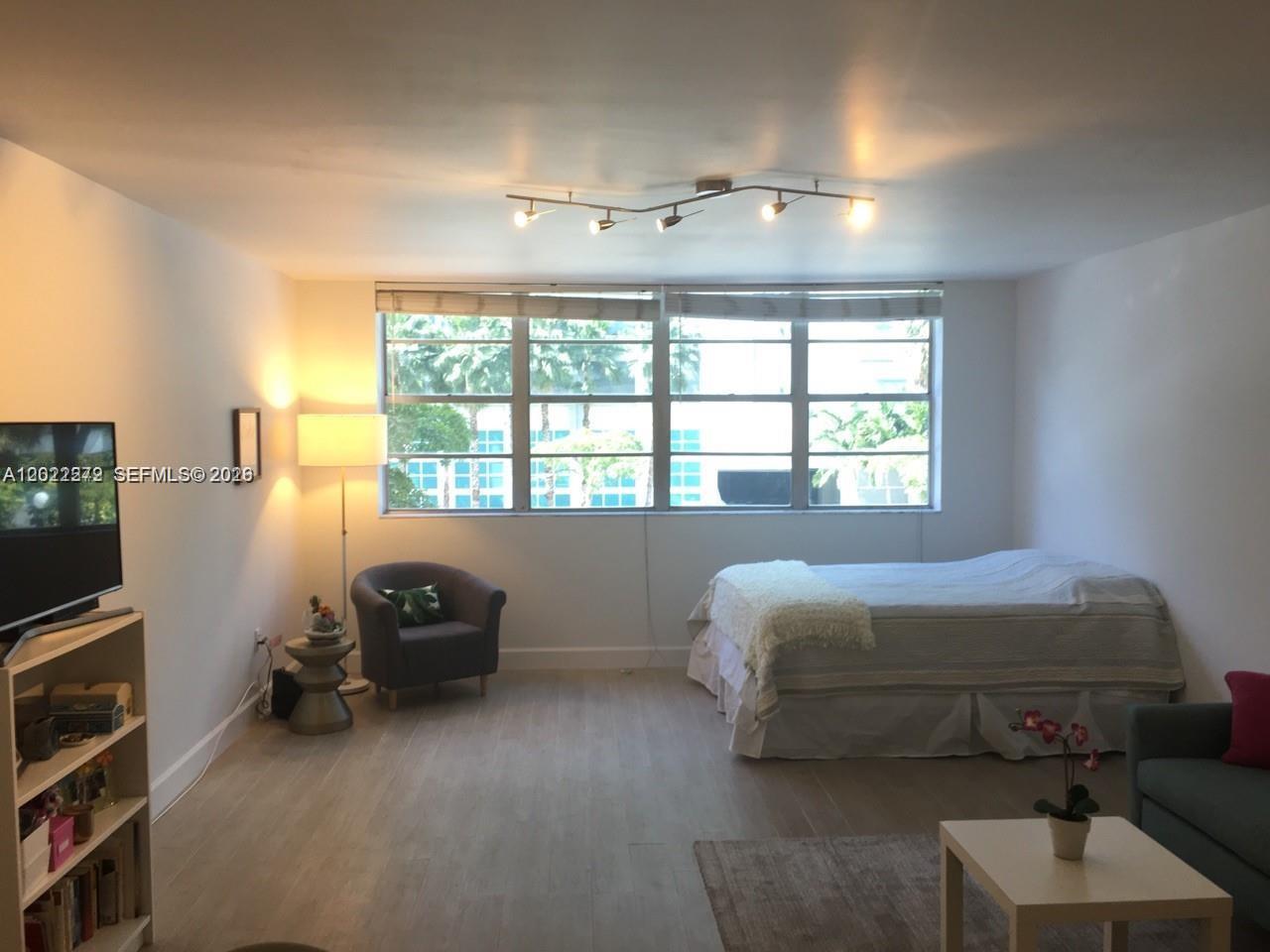 FOUR AMBASSADORS CONDO PH - Residential