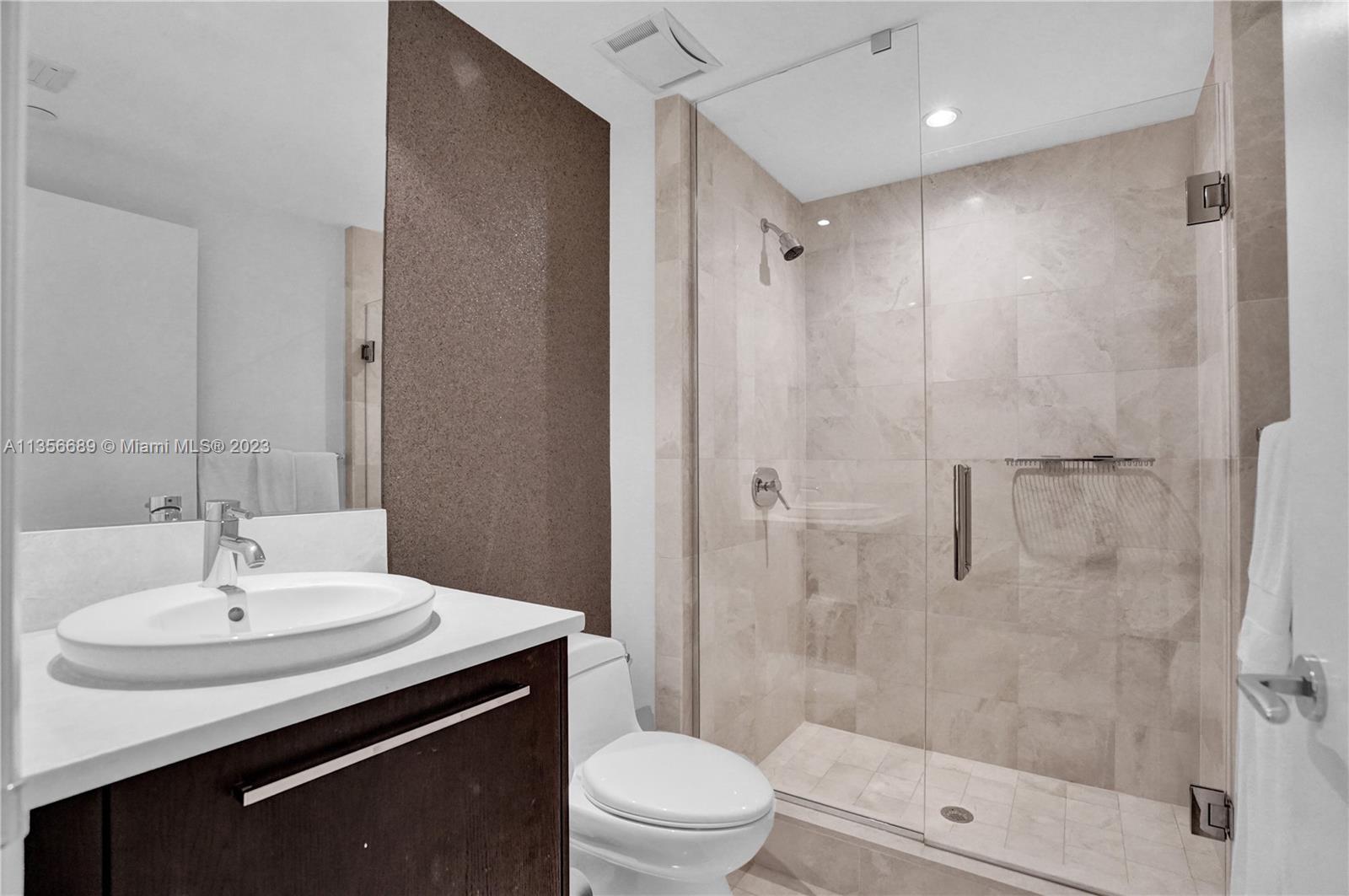 JADE OCEAN CONDO - Residential