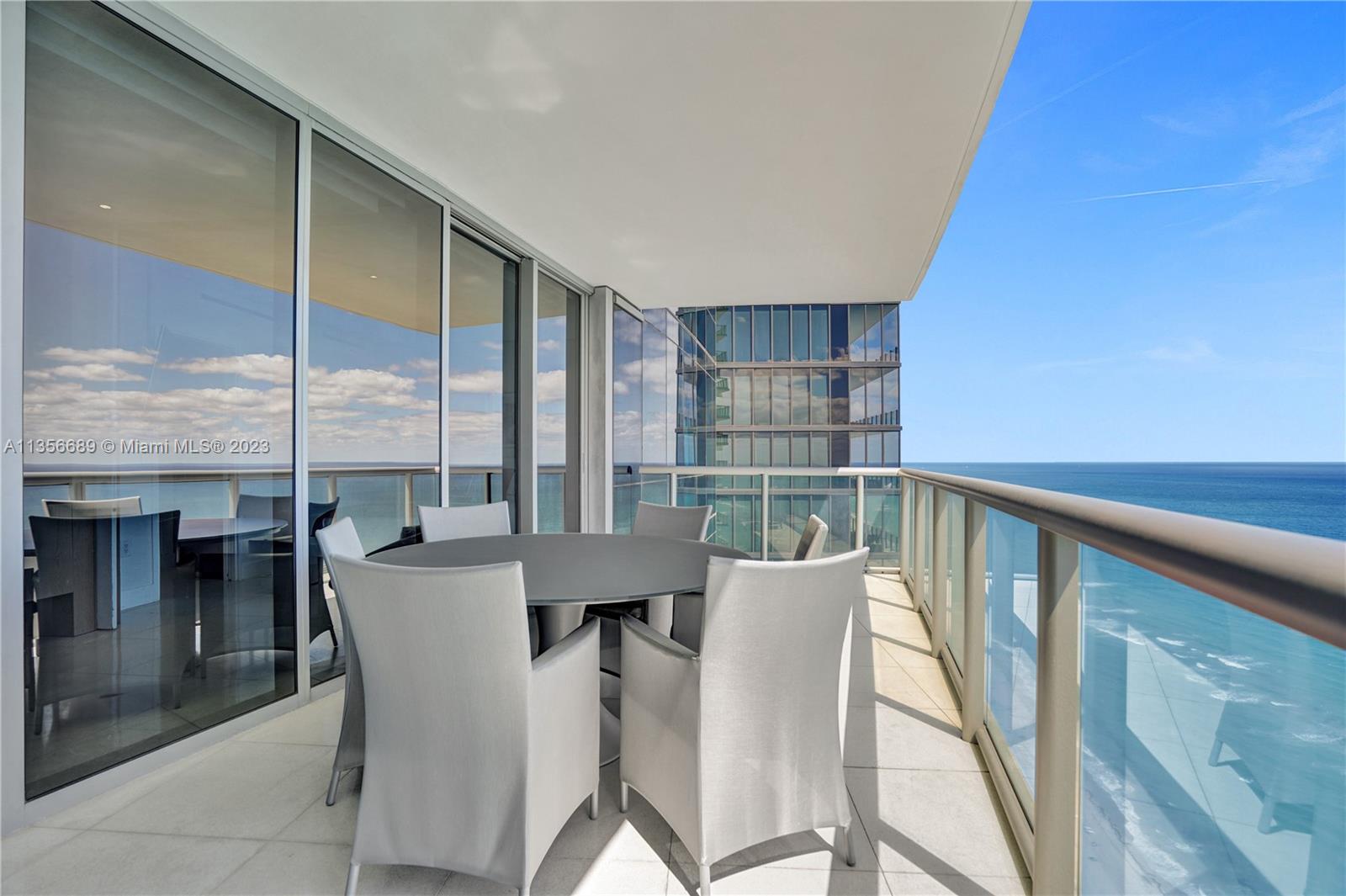 JADE OCEAN CONDO - Residential