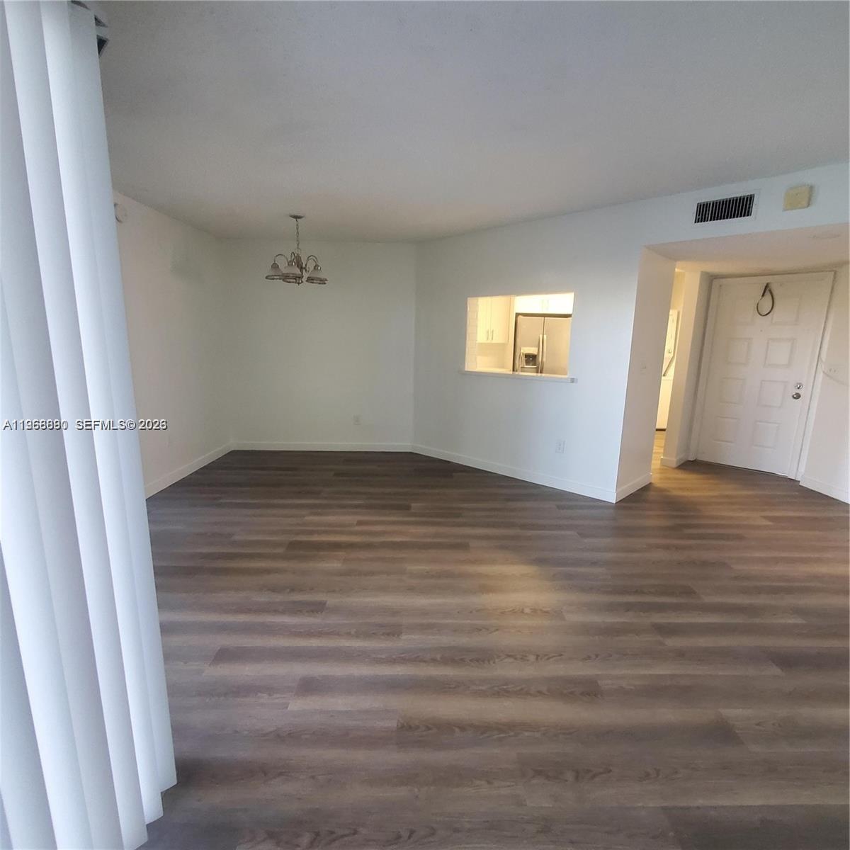 929 Hamilton Dr 929F