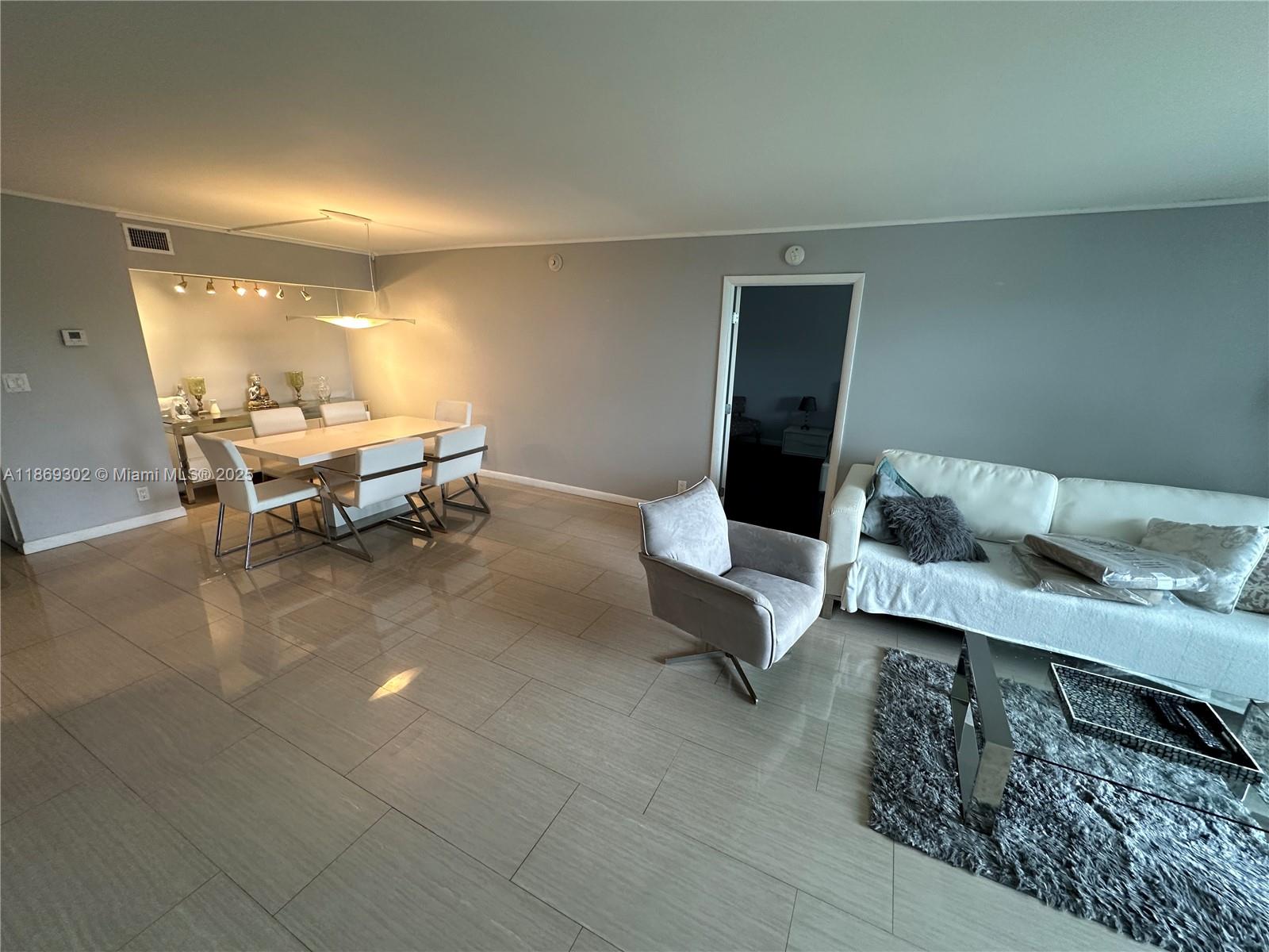 ARLEN HOUSE EAST CONDO - Residential