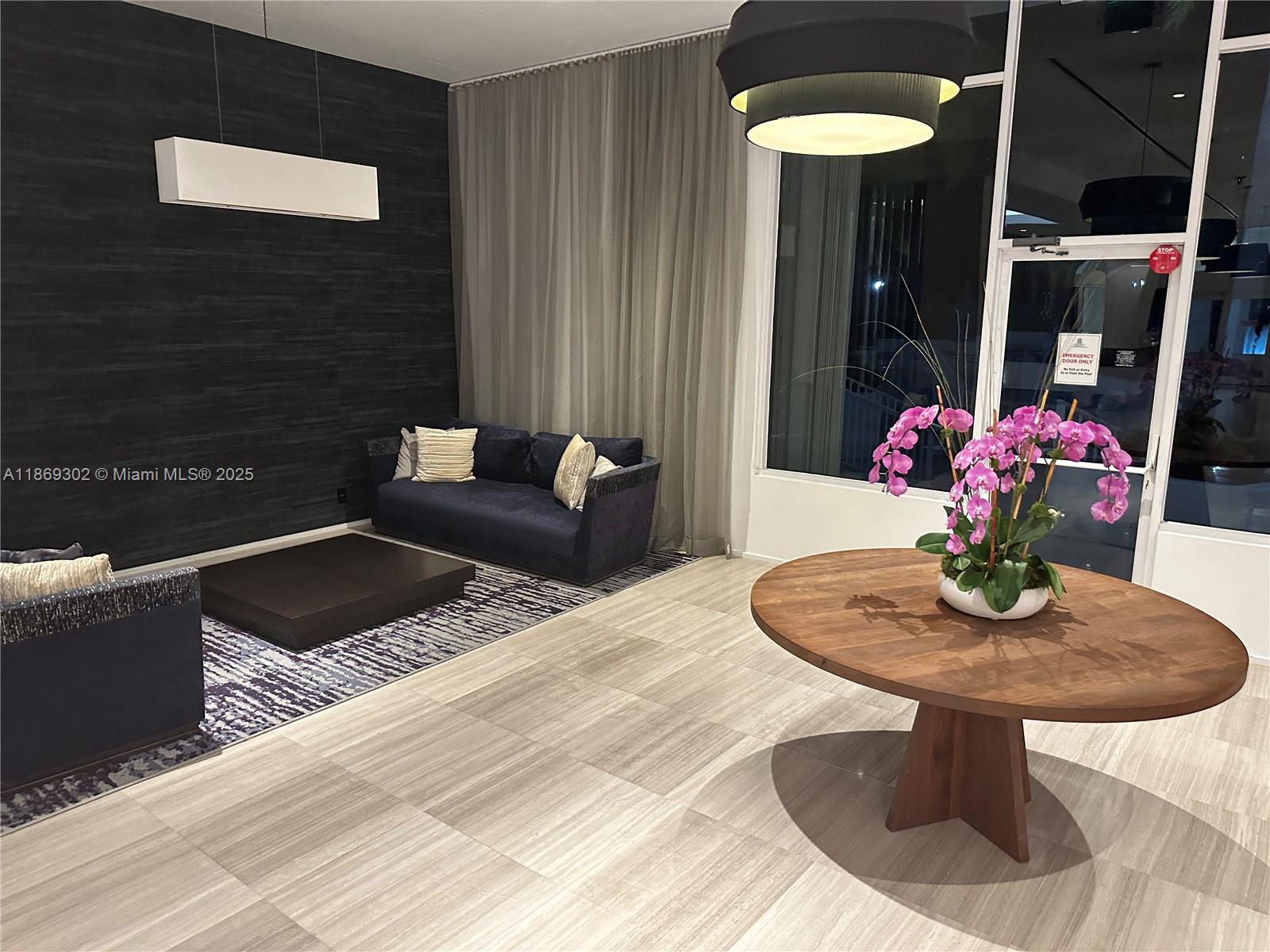 ARLEN HOUSE EAST CONDO - Residential