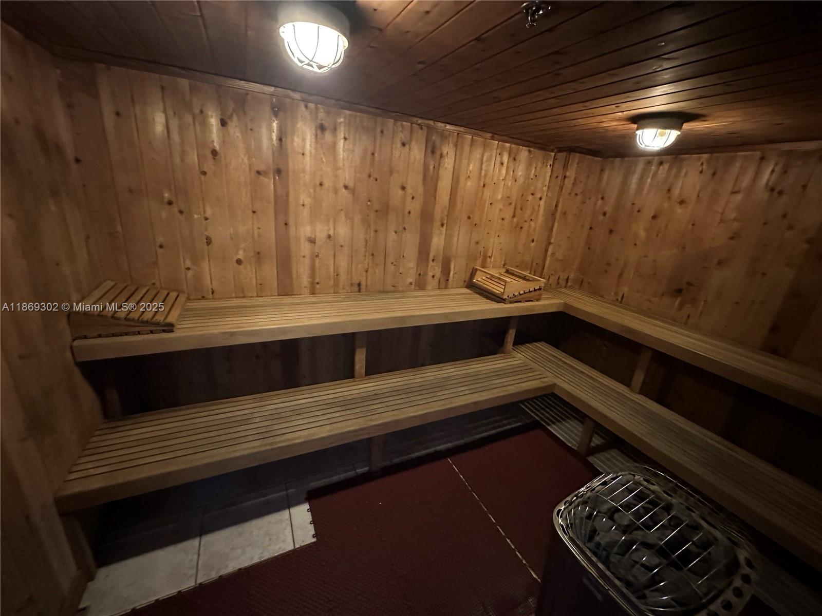 ARLEN HOUSE EAST CONDO - Residential