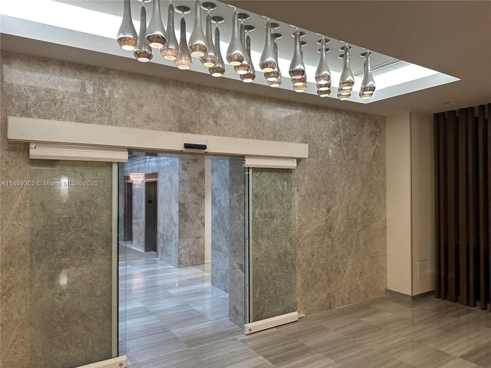 ARLEN HOUSE EAST CONDO - Residential