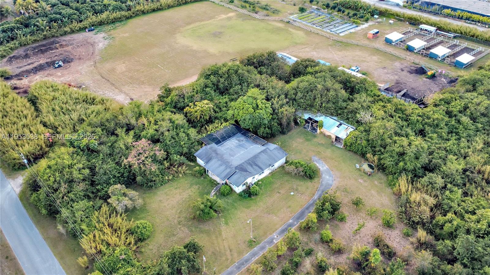 REDLANDS - Residential