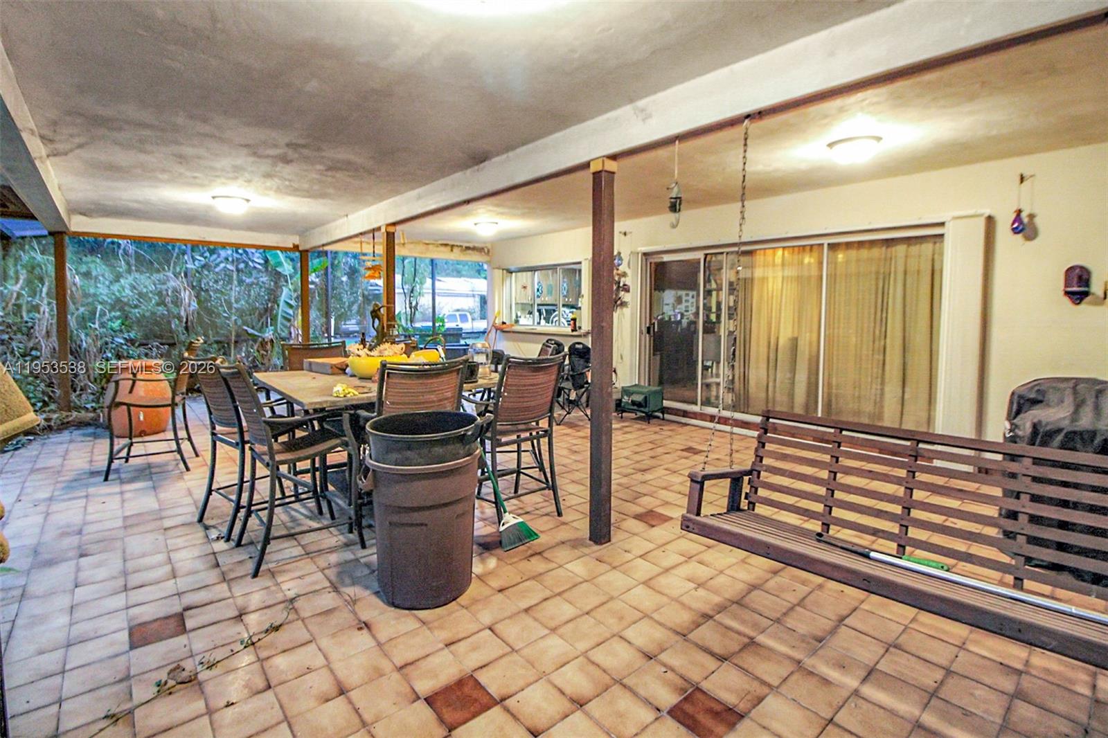 REDLANDS - Residential