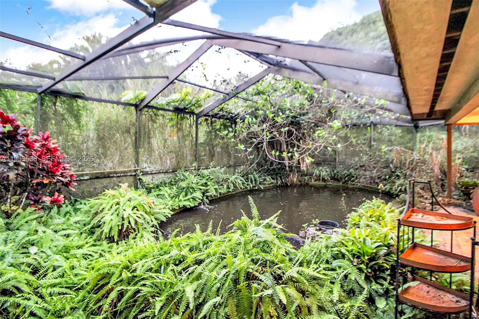 REDLANDS - Residential