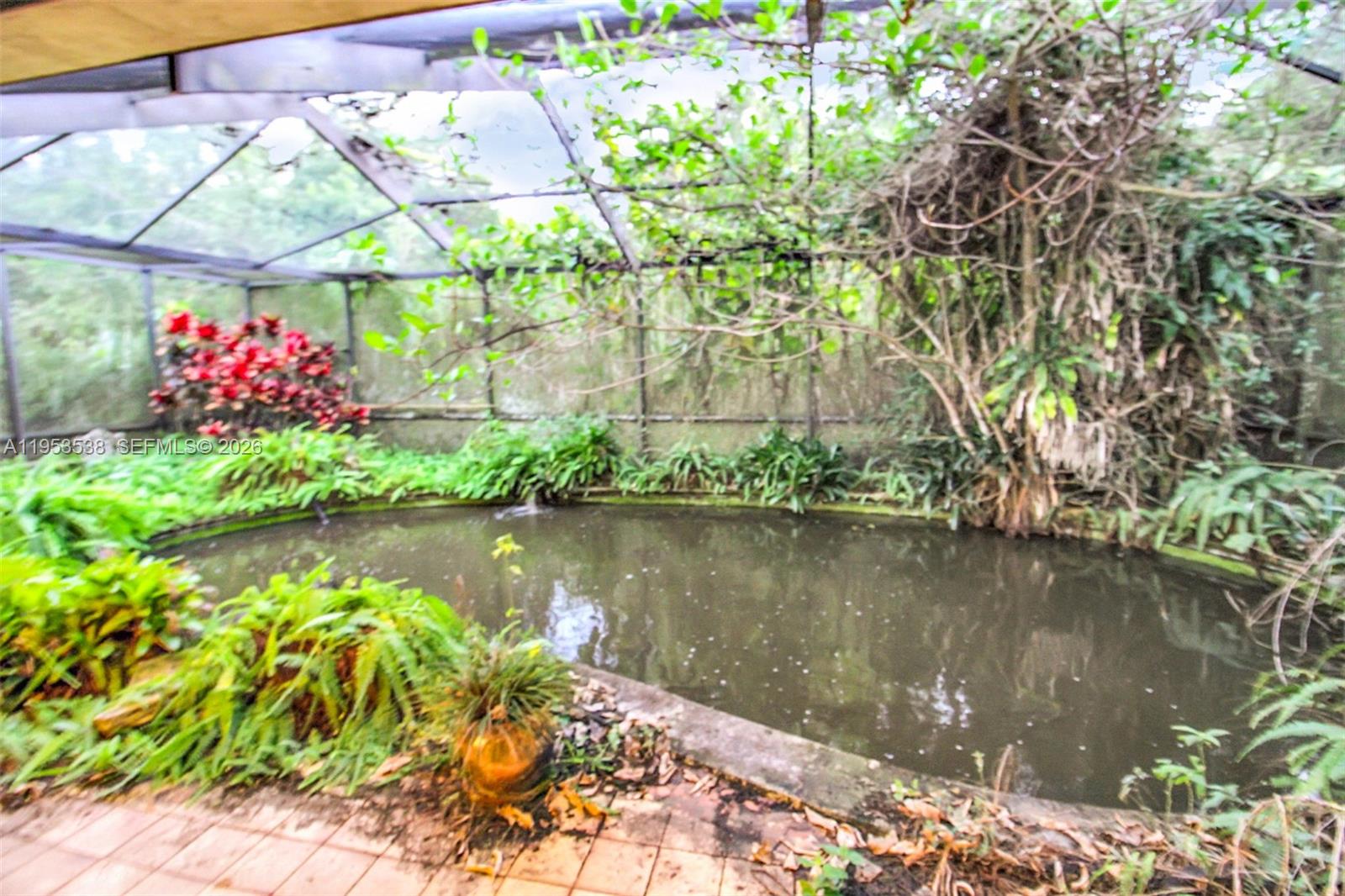 REDLANDS - Residential