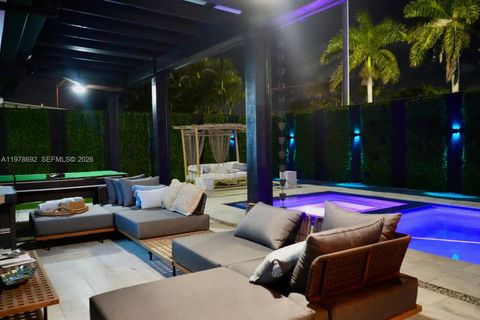 9351 SW 88th Ter Miami FL 33176