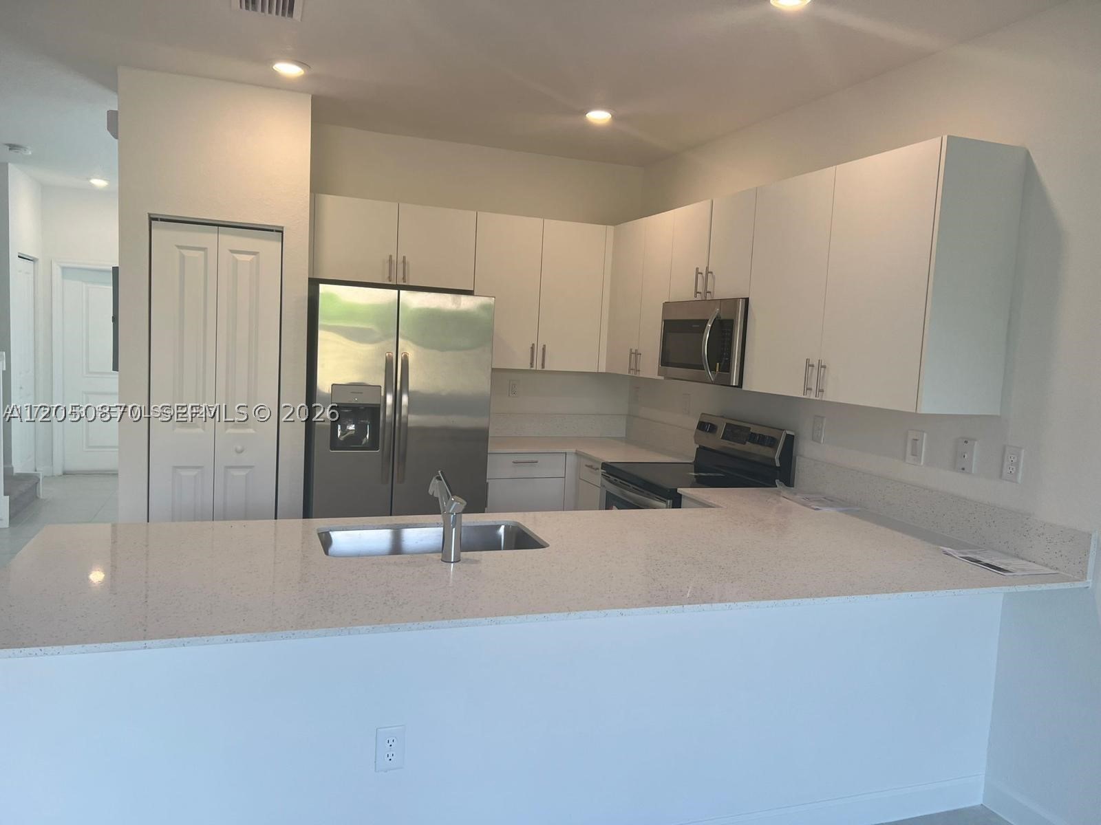 1642 SE 26th Ter 1642