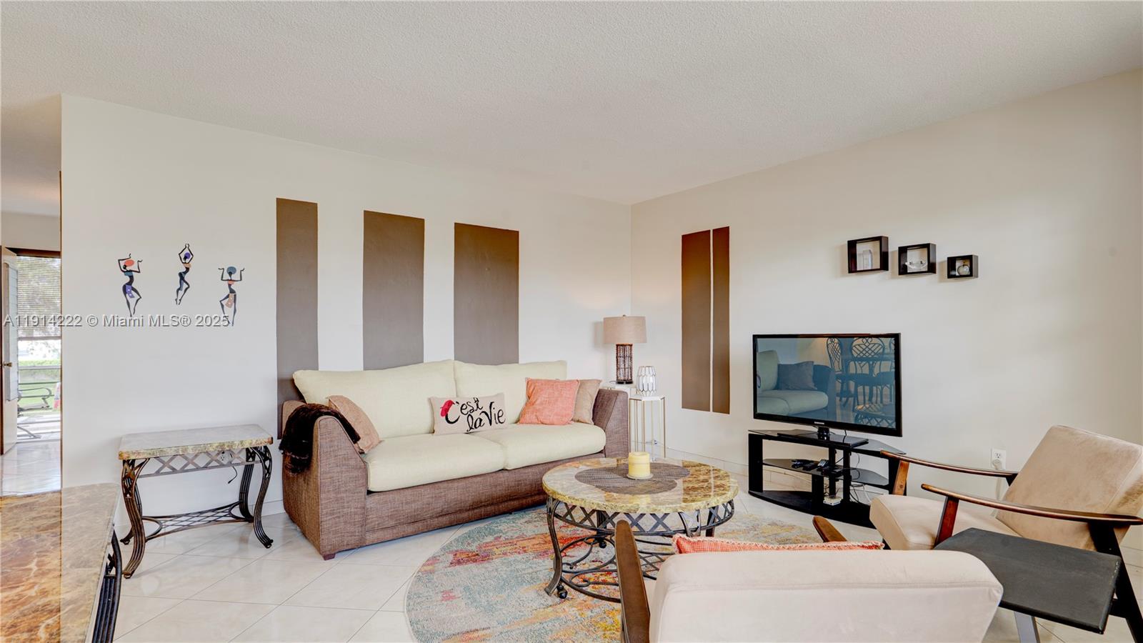 MAR-LEN GARDENS NO 12 COR - Residential