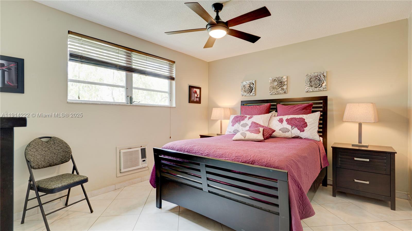 MAR-LEN GARDENS NO 12 COR - Residential