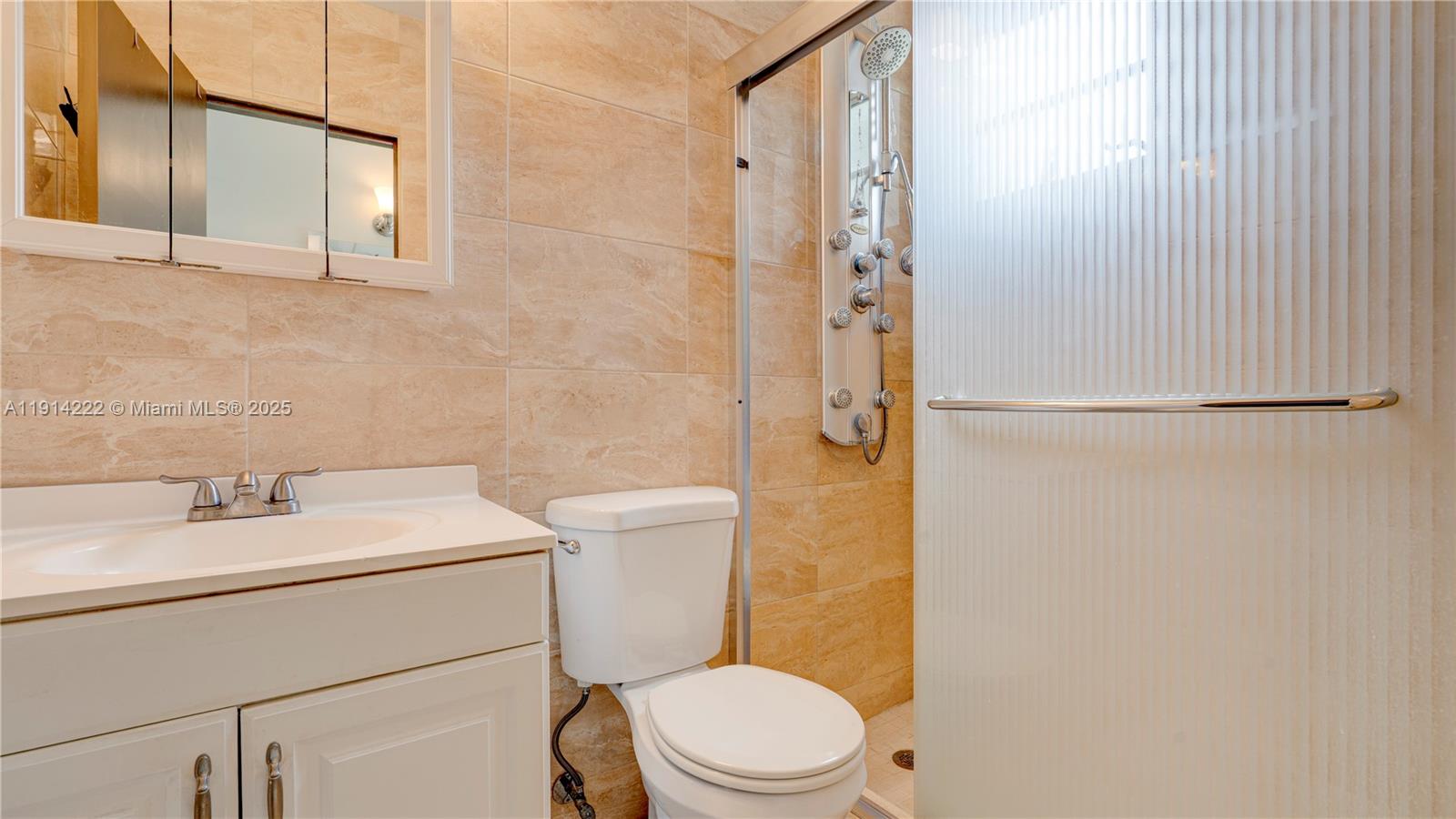 MAR-LEN GARDENS NO 12 COR - Residential