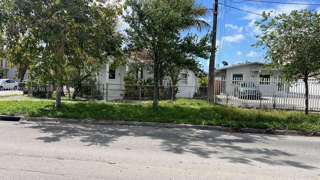 GROVELAND - Residential Income