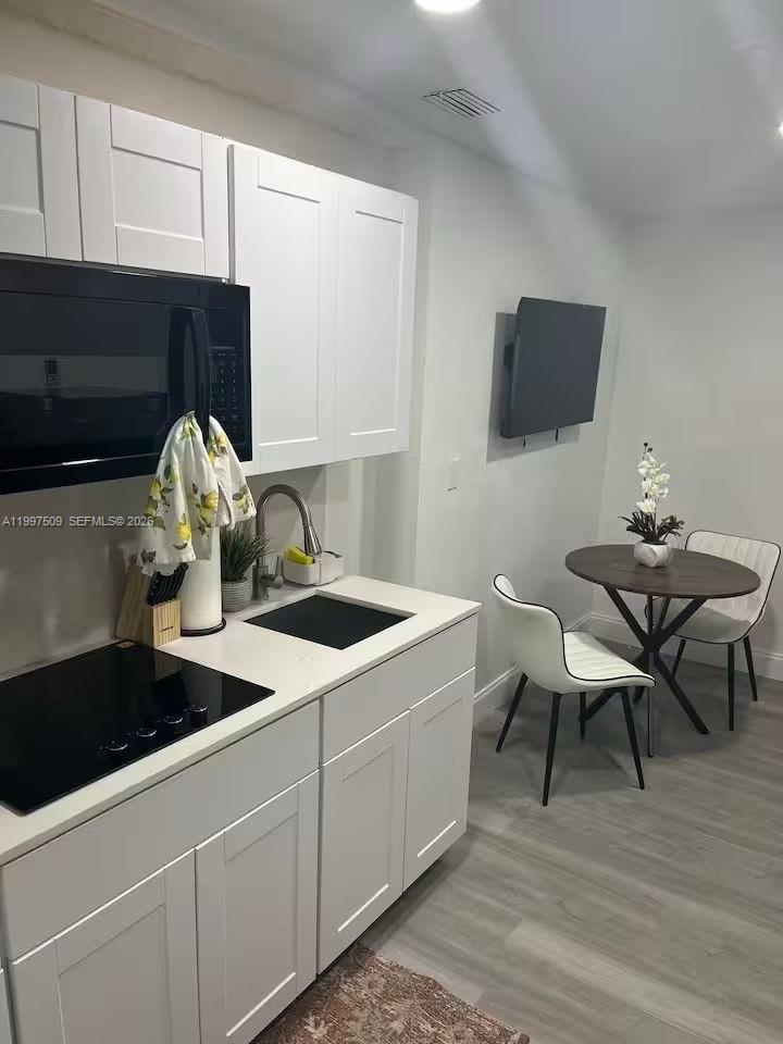 GROVELAND - Residential Income