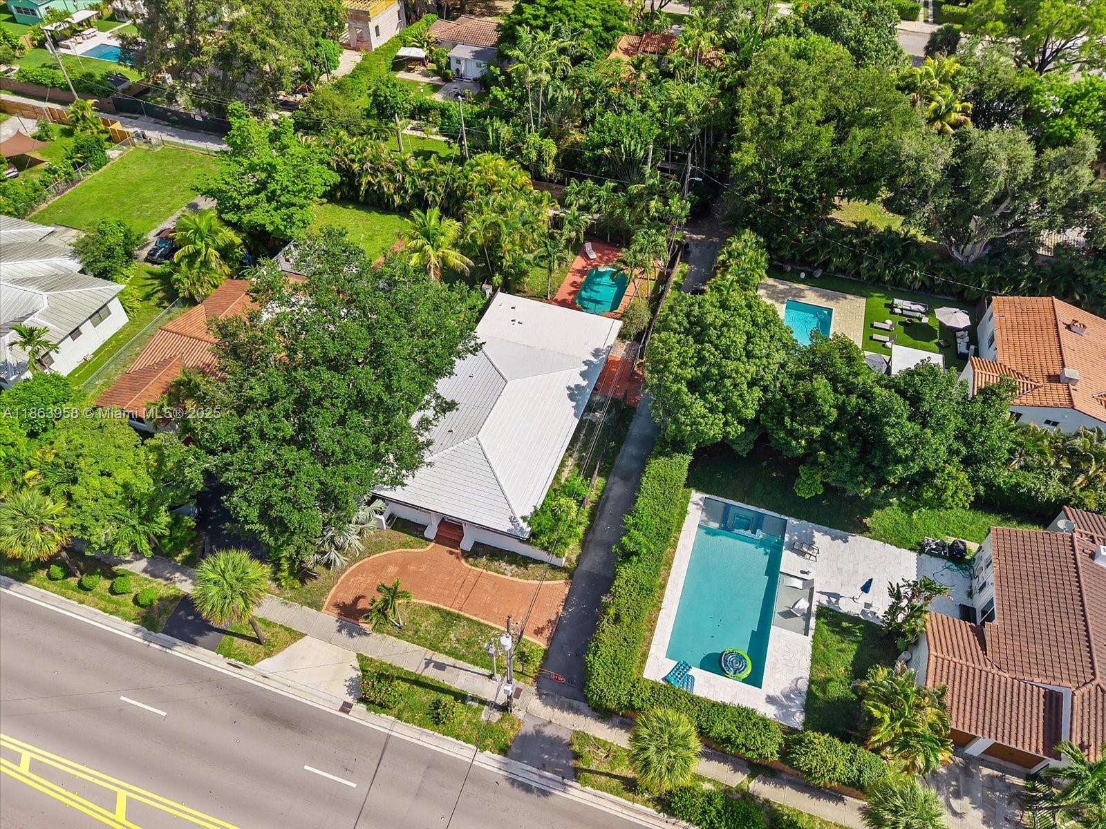MIAMI SHORES SEC 6 - Residential