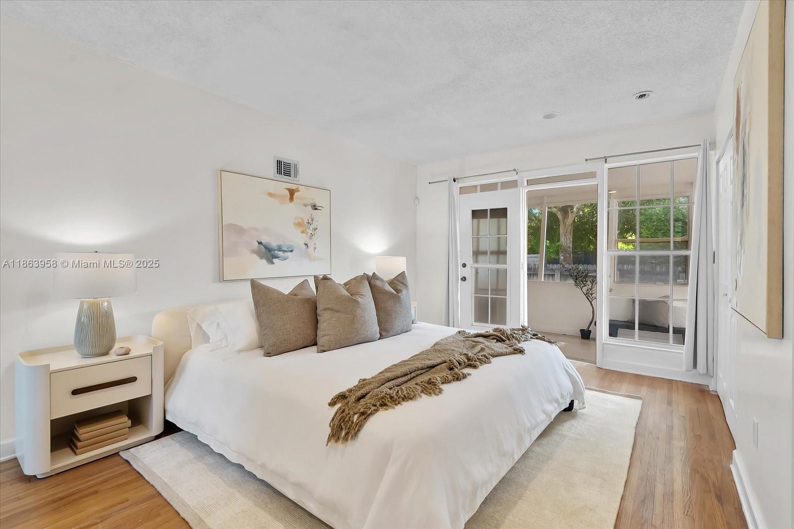 MIAMI SHORES SEC 6 - Residential