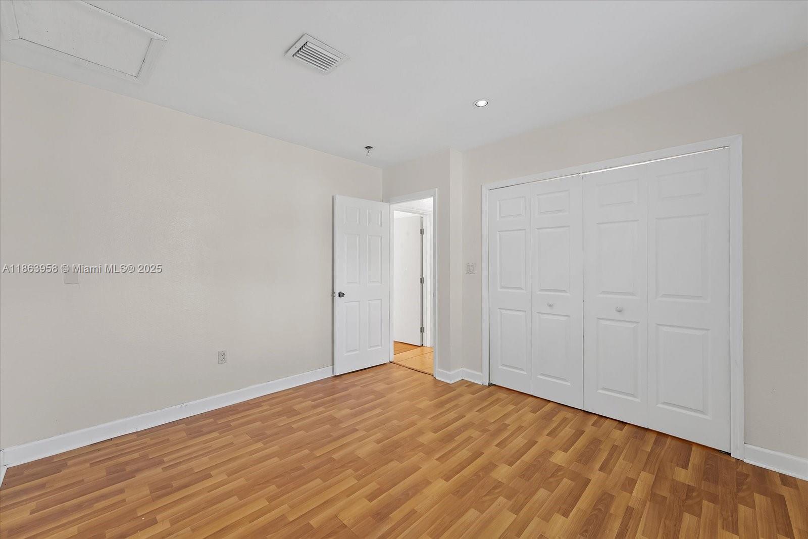 MIAMI SHORES SEC 6 - Residential