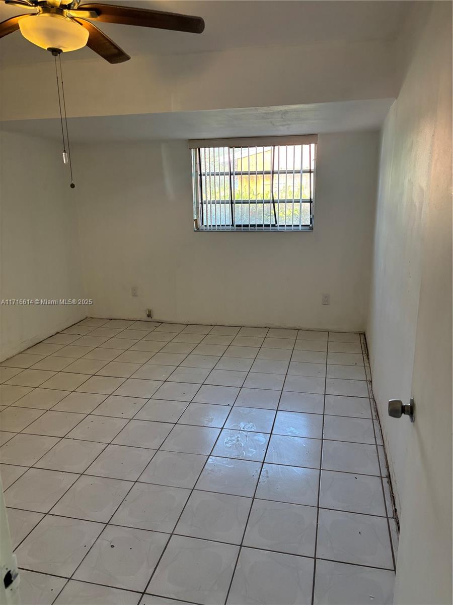 WEST PERRINE ADDN - Residential