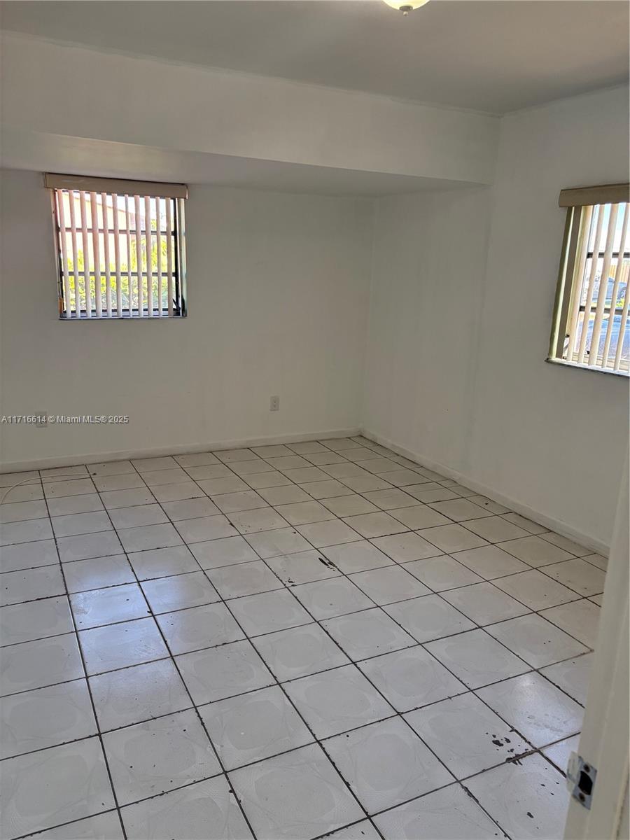 WEST PERRINE ADDN - Residential