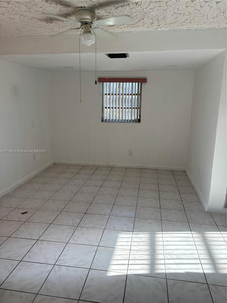 WEST PERRINE ADDN - Residential