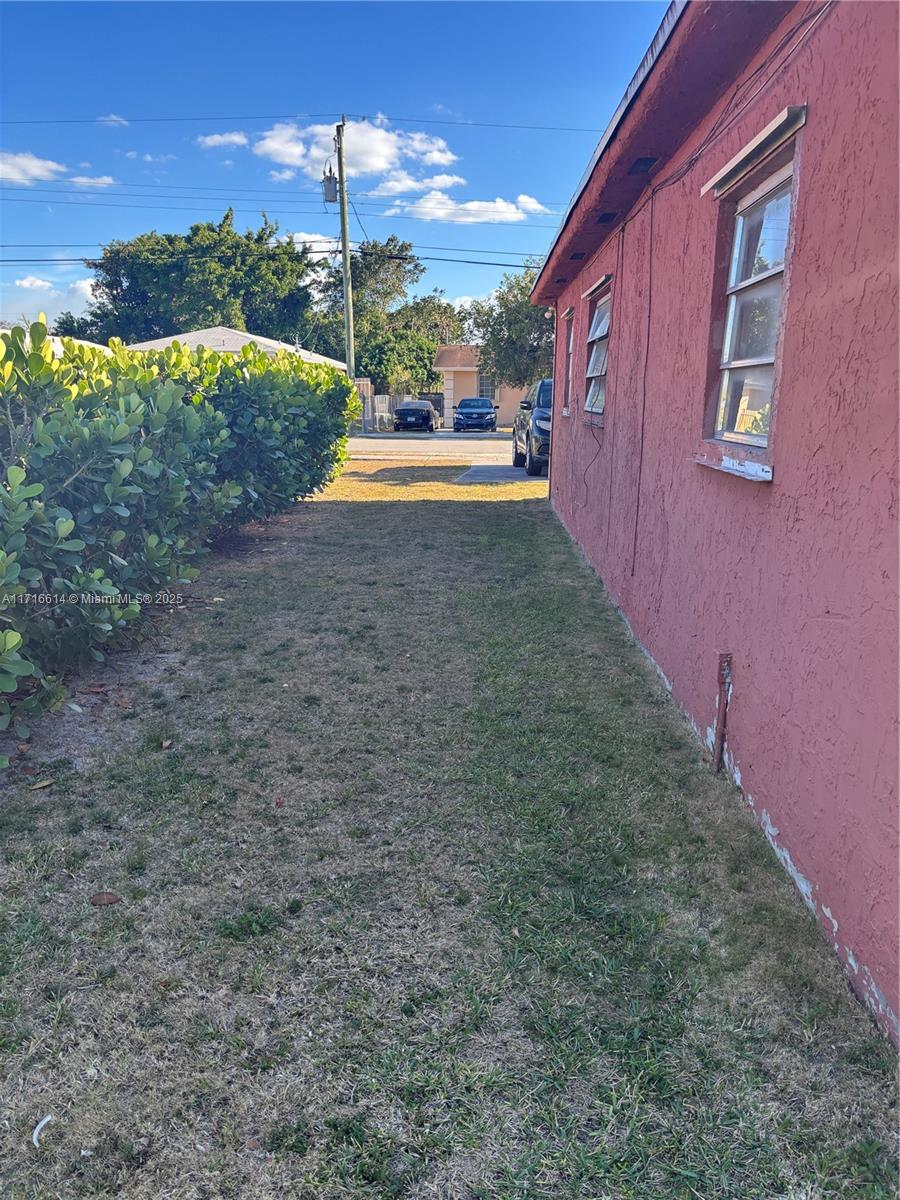 WEST PERRINE ADDN - Residential