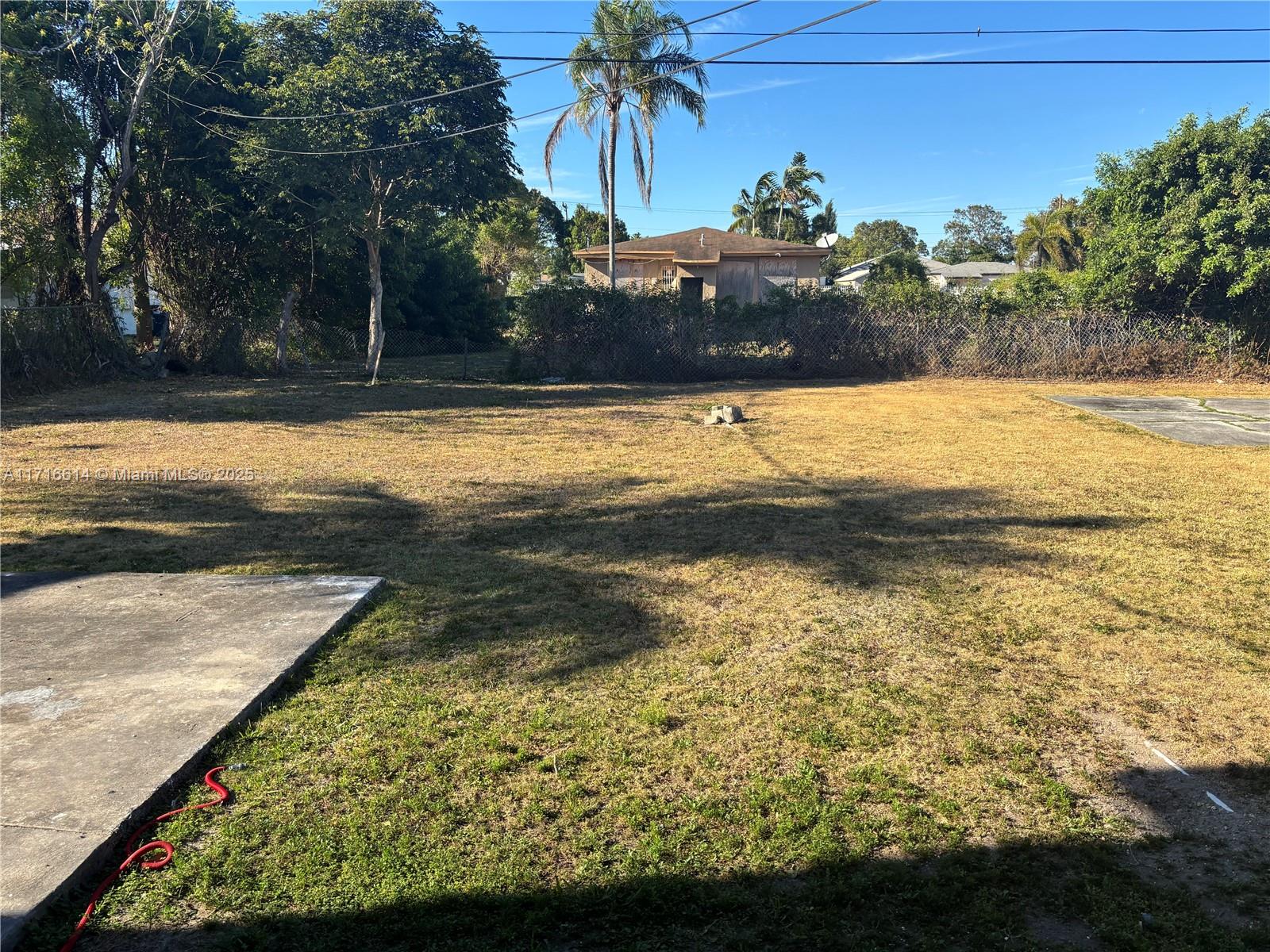 WEST PERRINE ADDN - Residential