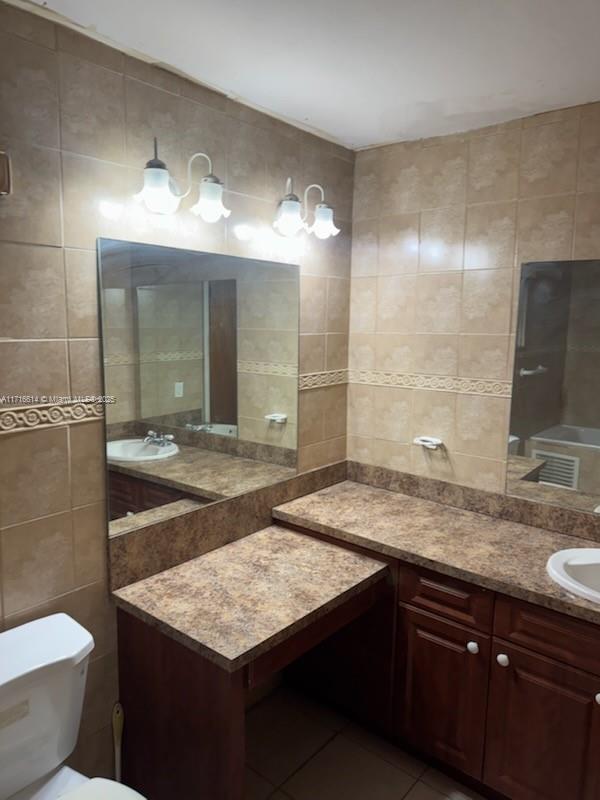 WEST PERRINE ADDN - Residential