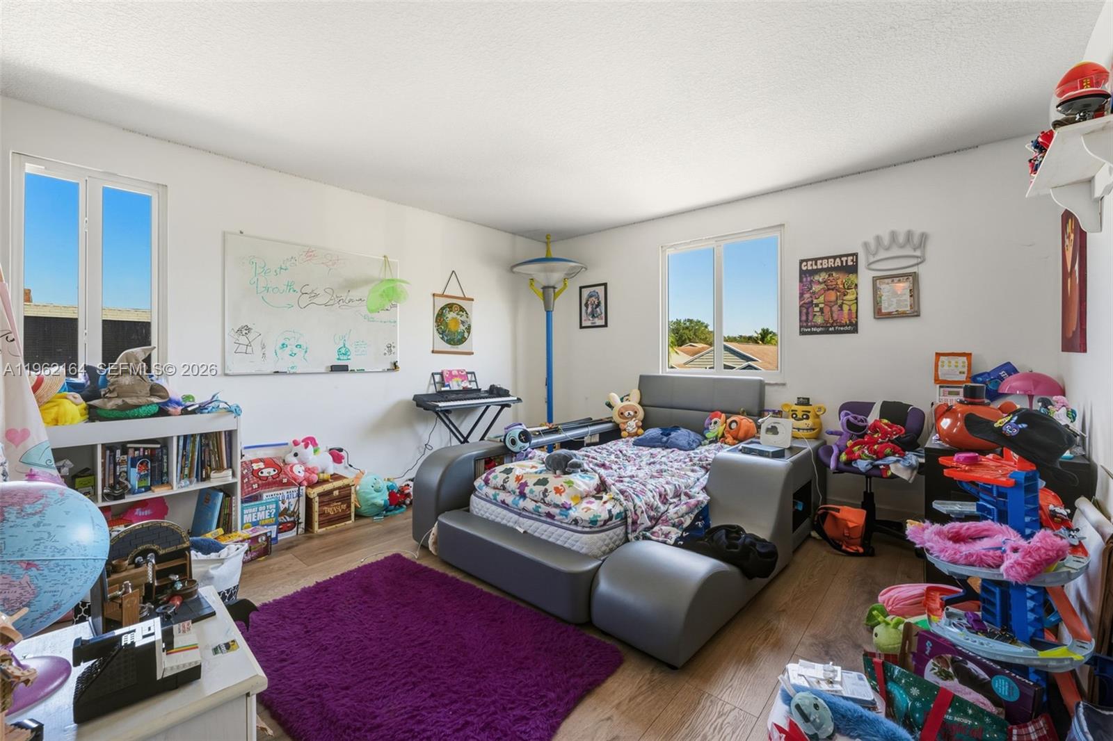 HAMPTON LAKES - Residential