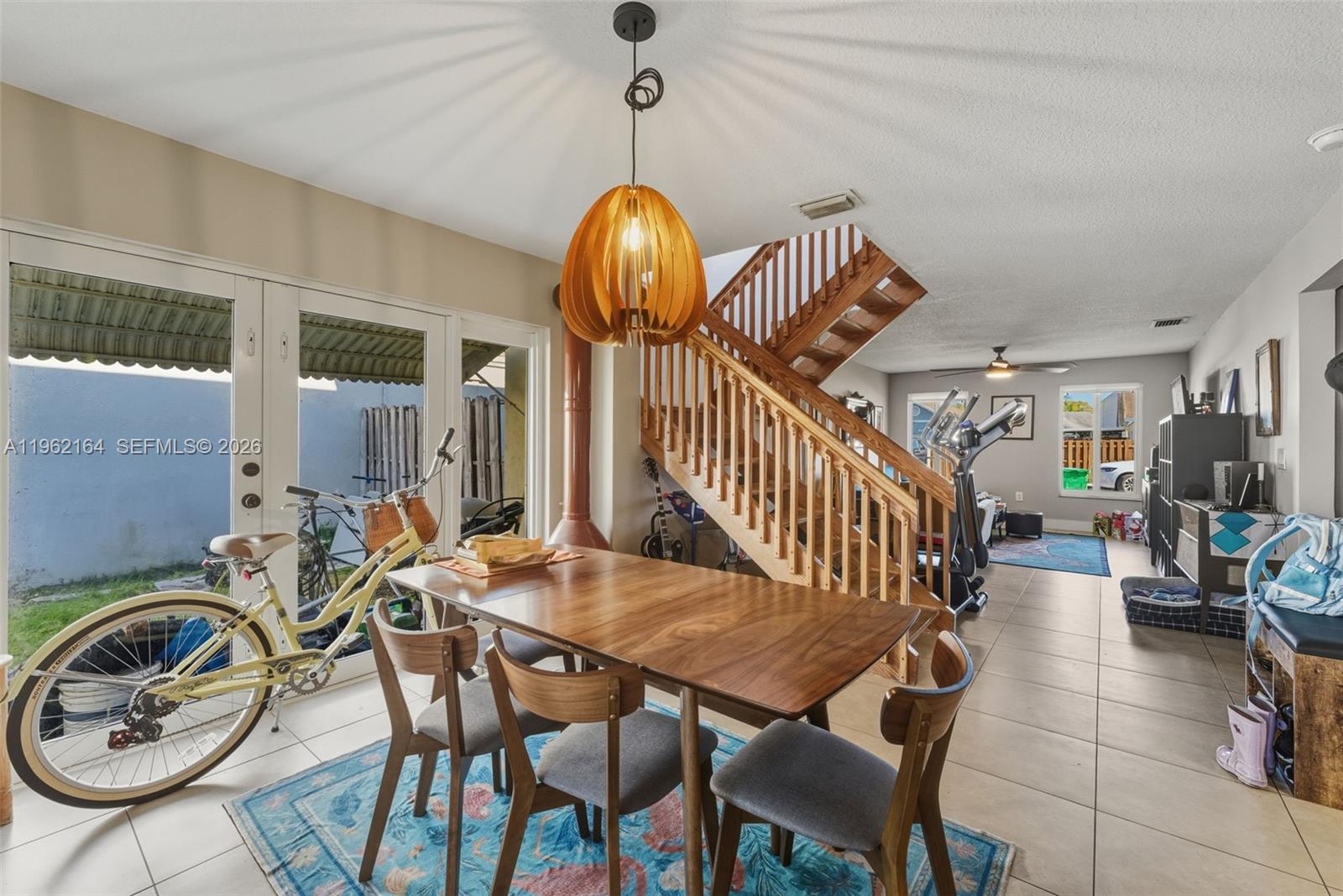 HAMPTON LAKES - Residential