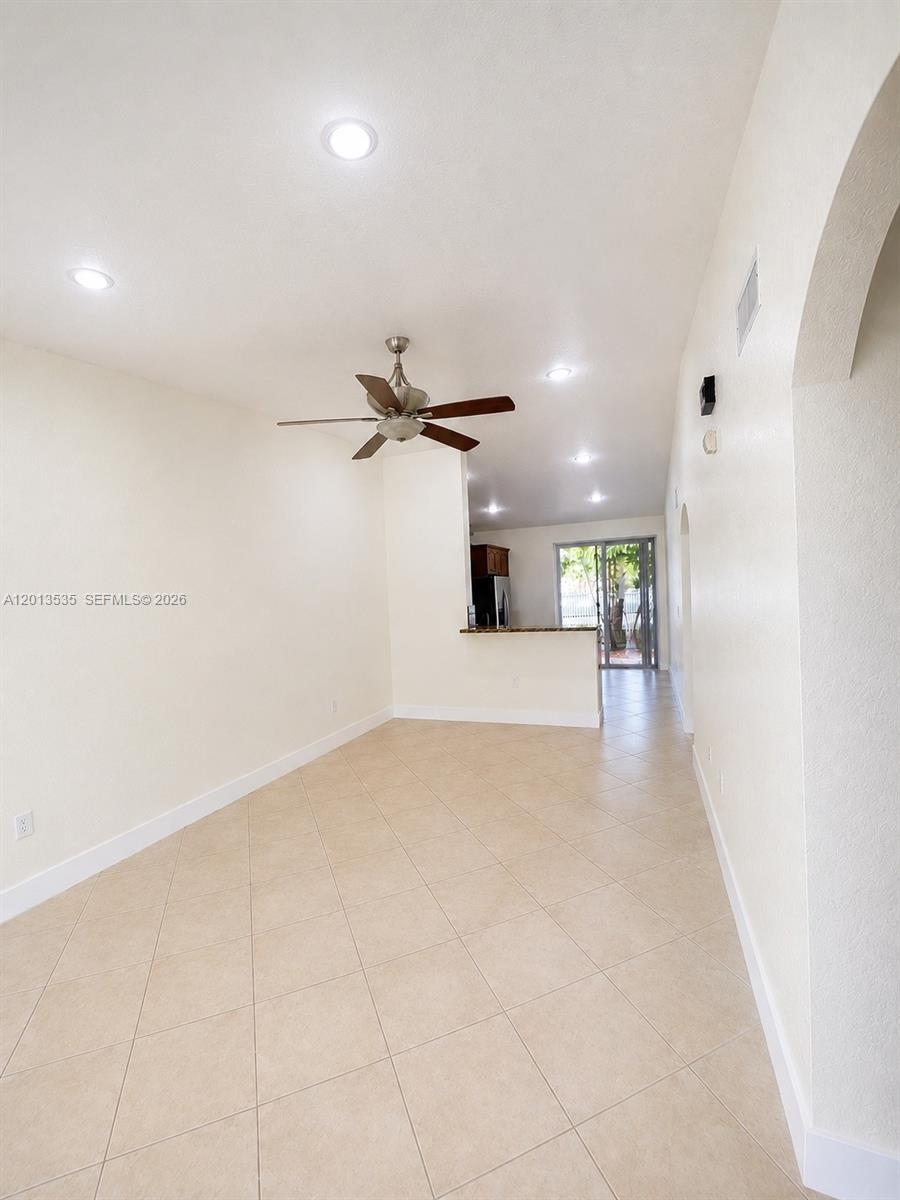 PARCEL D AT SUNSET LAKES - Residential Lease