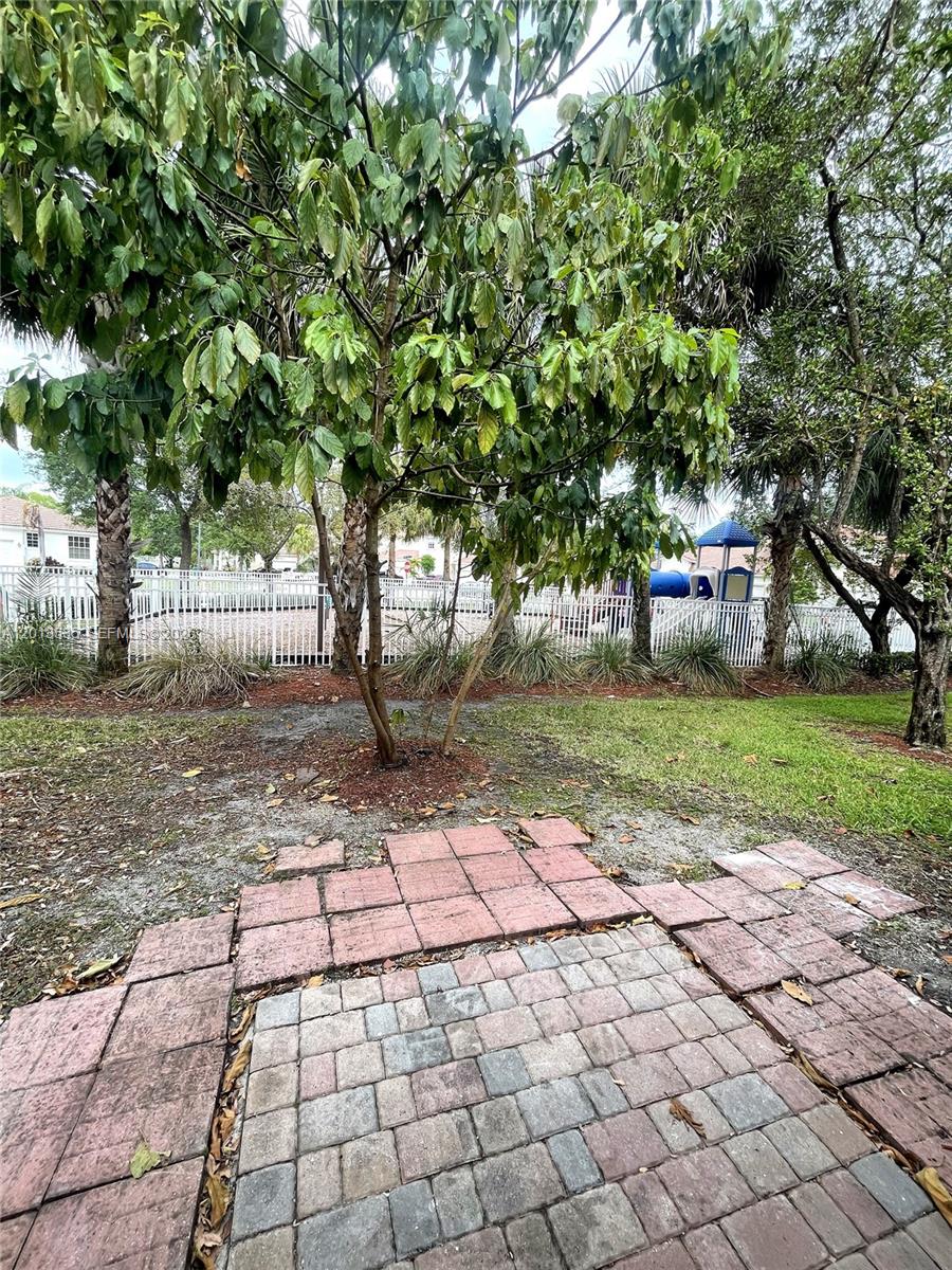 PARCEL D AT SUNSET LAKES - Residential Lease