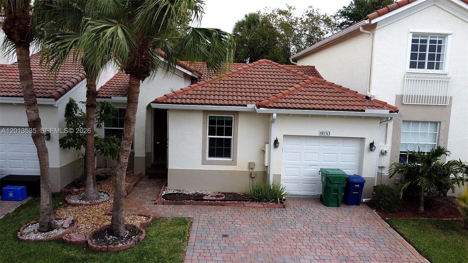 PARCEL D AT SUNSET LAKES - Residential Lease