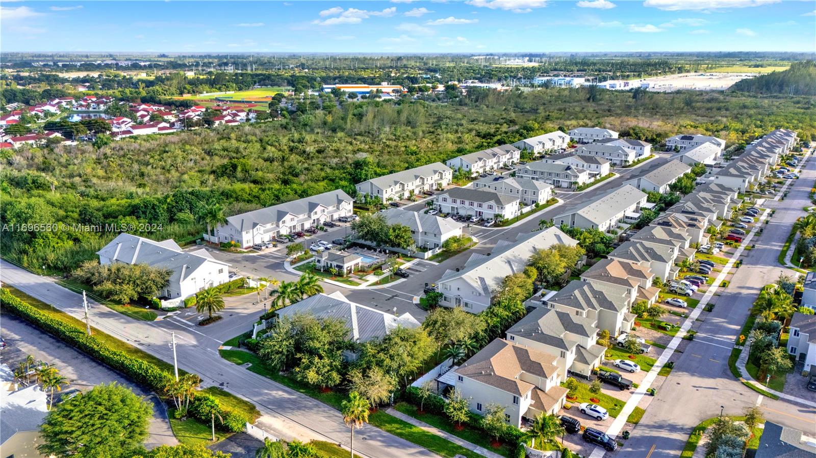 HAMILTON PLACE - Residential