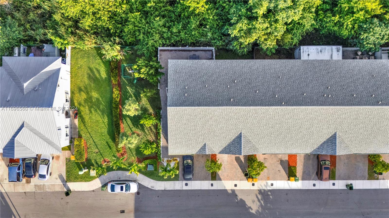 HAMILTON PLACE - Residential